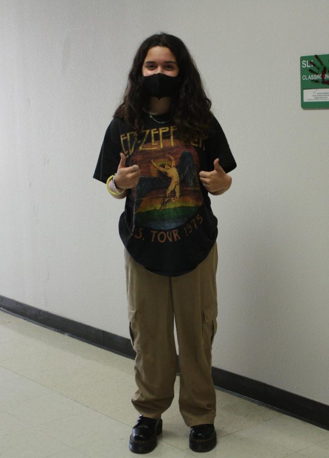 Junior Sophia Tucker rocking her corduroy mom jeans, Dr. Martens, and her vintage band graphic t-shirt.