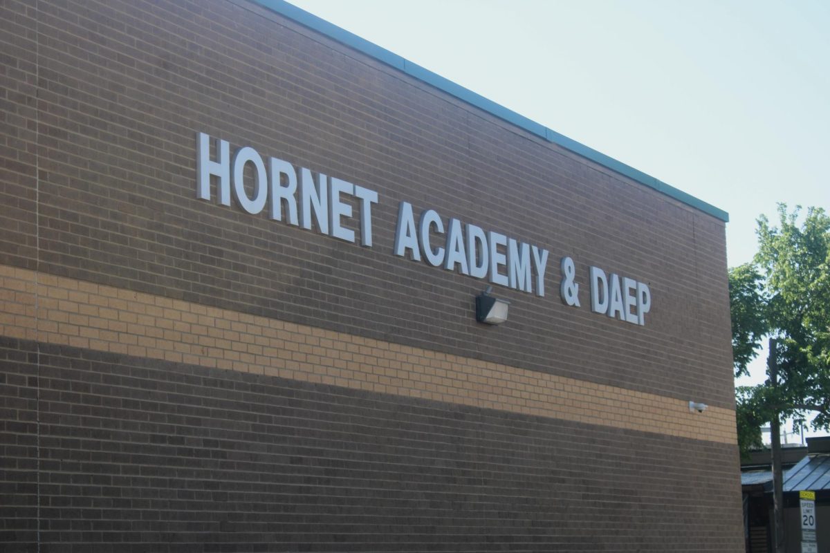 The outside of the DAEP and Hornet Academy building.